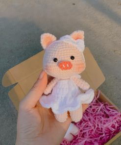 Adorable Crochet Pig Couple