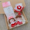 Charming Crochet Flower Set With Adorable Boy-girl Couple