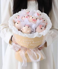 Whimsical Crochet Flower Bouquet Featuring Adorable Pig Designs