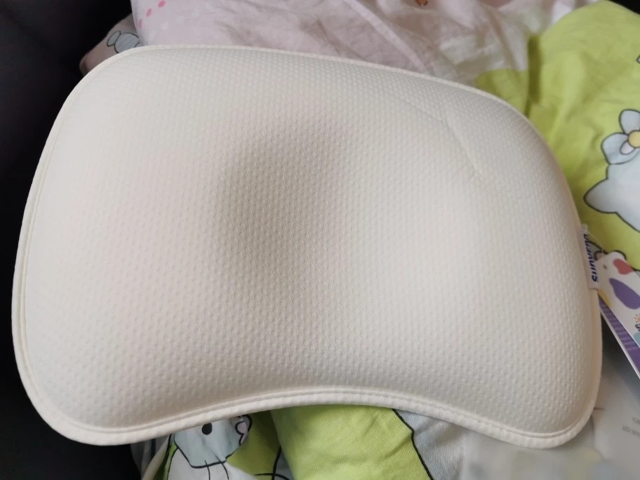 Baby Flat Head Prevention and Shaping Pillow photo review