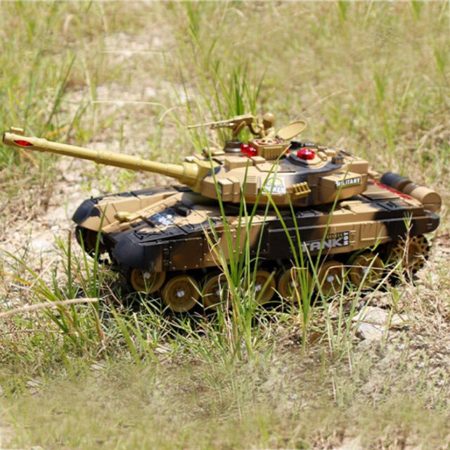 33cm RC Battle Tank with Rotating Turret and Sound Effects - Image 6