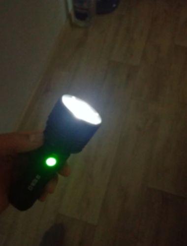P70 Super Bright LED Flashlight, USB Rechargeable, Waterproof Torch photo review