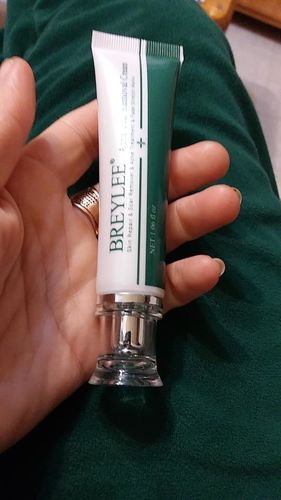 Herbal Scar Removal Gel Cream with Niacinamide and Growth Factor (30ml) photo review
