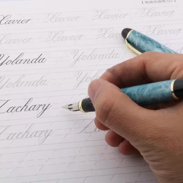 Luxury Calligraphy Fountain Pen – Smooth & Elegant Writing - Image 4