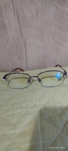 Titanium Multifocal Reading Glasses With Blue Light Protection photo review