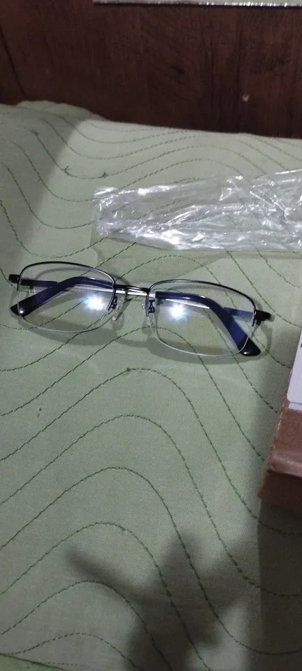 Titanium Multifocal Reading Glasses With Blue Light Protection photo review