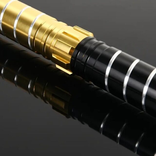 Upgraded Darth Maul Double-Bladed Rgb Lightsaber – 16 Colors - Image 8