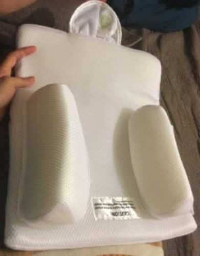 Baby Anti-Roll Sleep Positioning Pillow with Head Elevation (0-4 Months) photo review