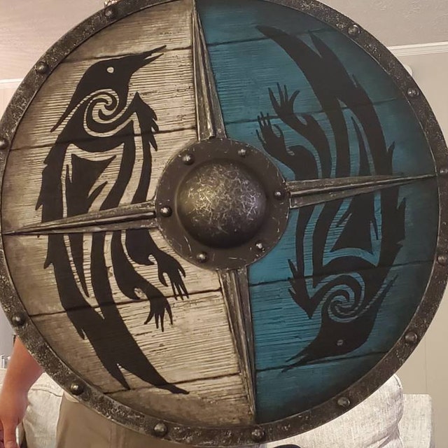 30cm Wooden Viking Battle Shield Wall Decoration Pendant photo review