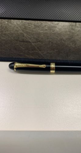 Luxury Calligraphy Fountain Pen – Smooth & Elegant Writing photo review