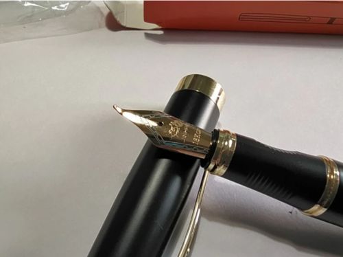Luxury Calligraphy Fountain Pen – Smooth & Elegant Writing photo review