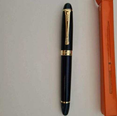 Luxury Calligraphy Fountain Pen – Smooth & Elegant Writing photo review