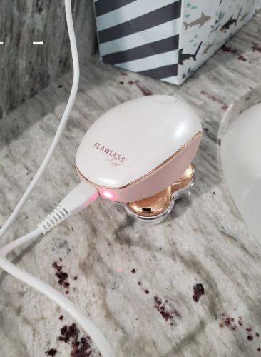 Portable Rechargeable Electric Hair Remover – Four-Head Shaver for Women photo review