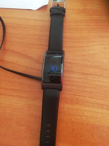 Smart Bracelet with Heart Rate and NFC Function photo review