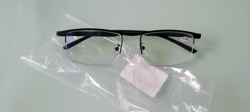 Titanium Multifocal Reading Glasses With Blue Light Protection photo review