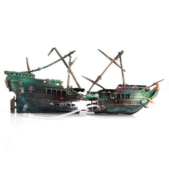 Large Split Shipwreck Boat Aquarium Decoration - Image 3