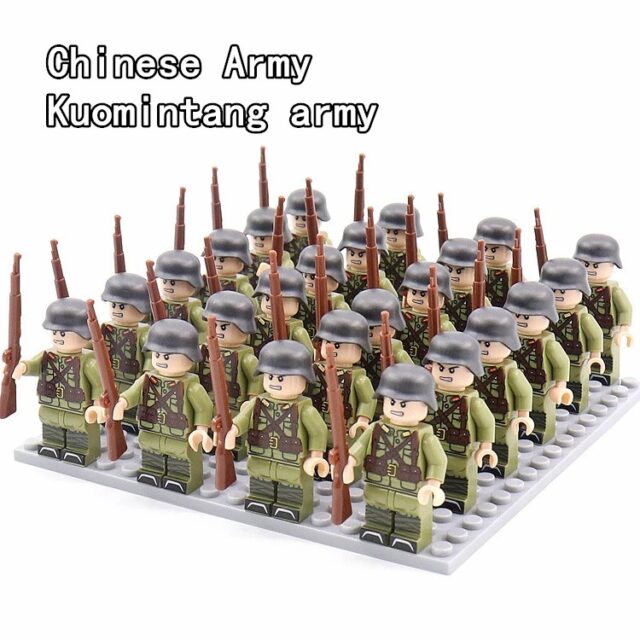 24-Piece Military Soldier Block Set with Weapons - Image 5