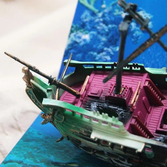 Large Split Shipwreck Boat Aquarium Decoration - Image 5