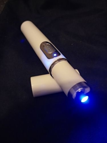 Blue Light Therapy Acne Pen with Scar Repair Cream (15g) photo review