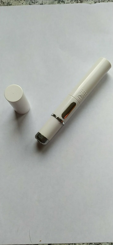 Blue Light Therapy Acne Pen with Scar Repair Cream (15g) photo review