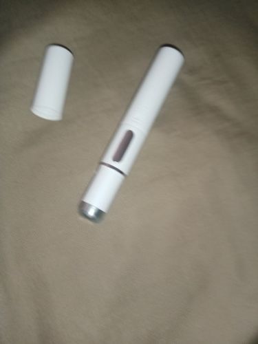 Blue Light Therapy Acne Pen with Scar Repair Cream (15g) photo review
