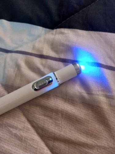 Blue Light Therapy Acne Pen with Scar Repair Cream (15g) photo review