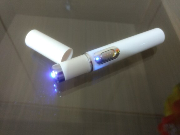 Blue Light Therapy Acne Pen with Scar Repair Cream (15g) photo review