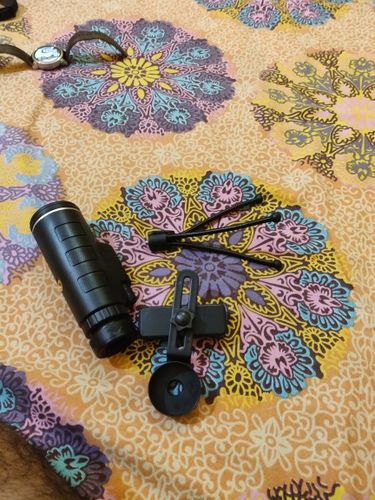 10X HD Zoom Universal Smartphone Monocular Telescope with Clip photo review