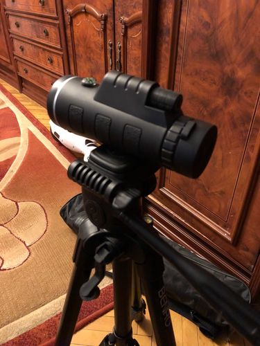 10X HD Zoom Universal Smartphone Monocular Telescope with Clip photo review