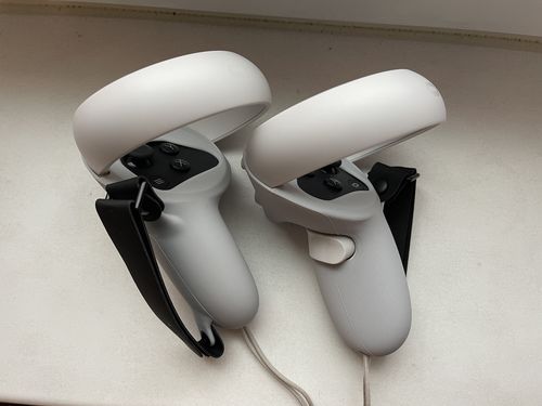 Anti-Throw Touch Controller Grip Covers for Oculus Quest 2 photo review