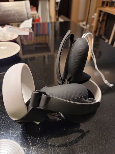 Anti-Throw Touch Controller Grip Covers for Oculus Quest 2 photo review