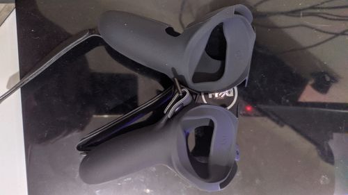 Anti-Throw Touch Controller Grip Covers for Oculus Quest 2 photo review