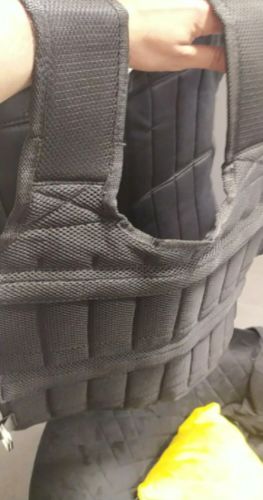 Adjustable 15KG Weighted Vest for Boxing, Running, and Training photo review
